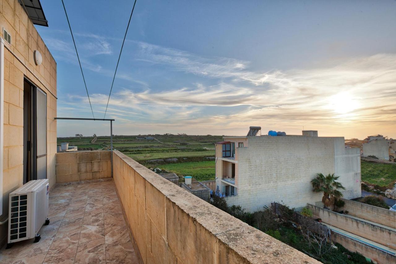 شقة Summer Fields Penthouse With Amazing Views سانّات المظهر الخارجي الصورة
